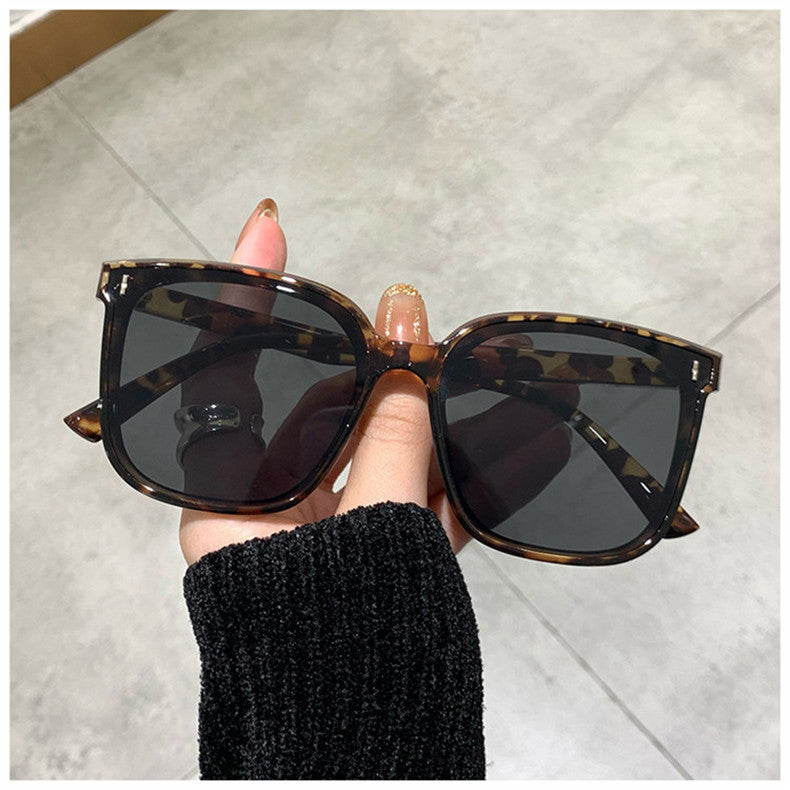 New Glasses Men And Women Black Frame Sunglasses