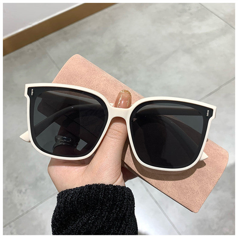 New Glasses Men And Women Black Frame Sunglasses