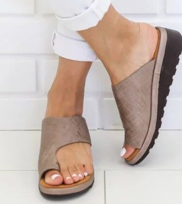 Women Slippers Flat Sole Casual Soft Big Toe Foot Sandal