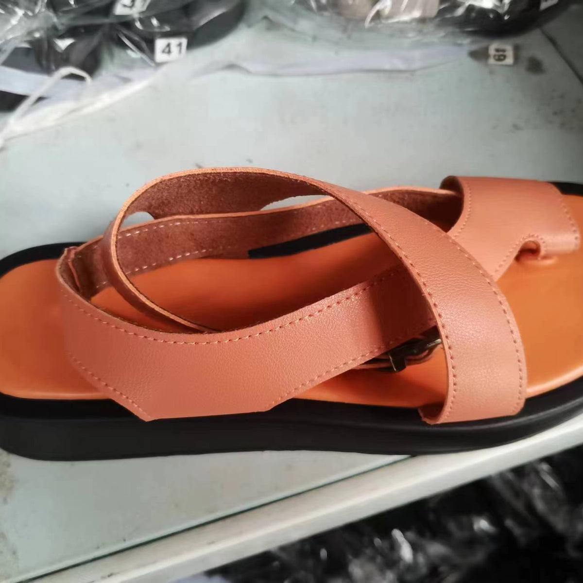 Casual Thick-Soled Clip Toe Sandals Summer Fashion Round Toe Beach Shoes With Back Buckle Strap Sandal For Women